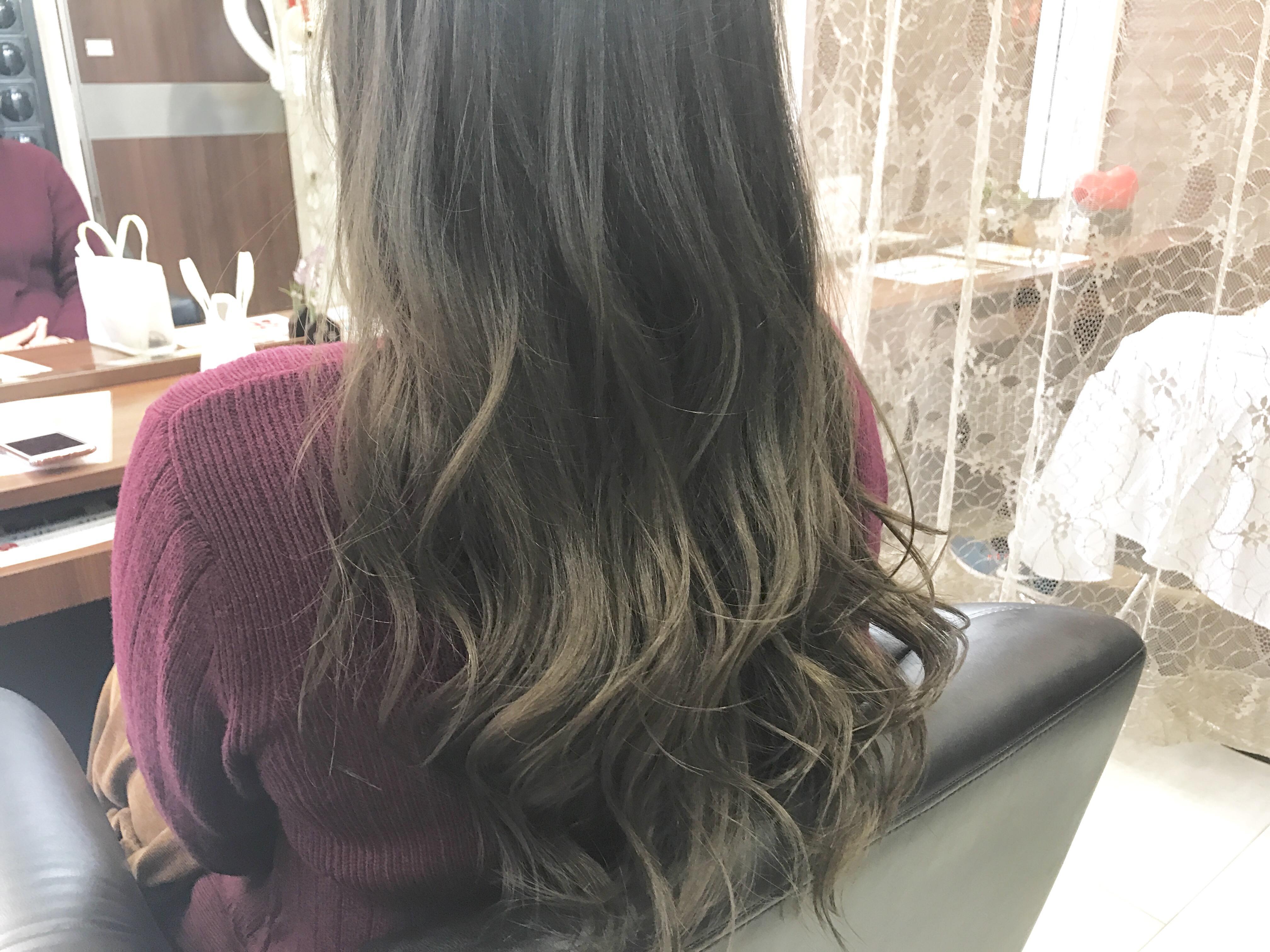 先日のお客様のヘアカラー オシャレなナチュラルグラデーション